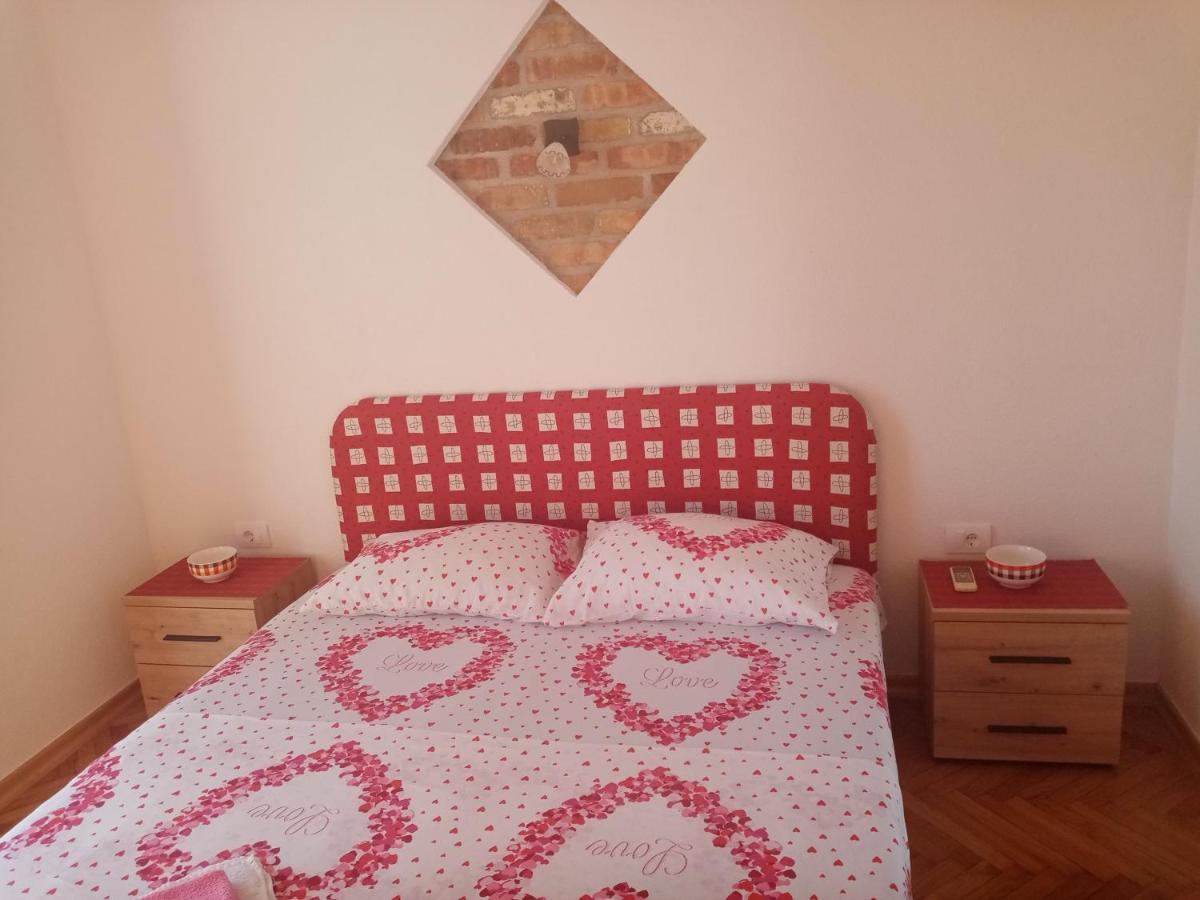 Apartmani Bosco Tivat Eksteriør bilde