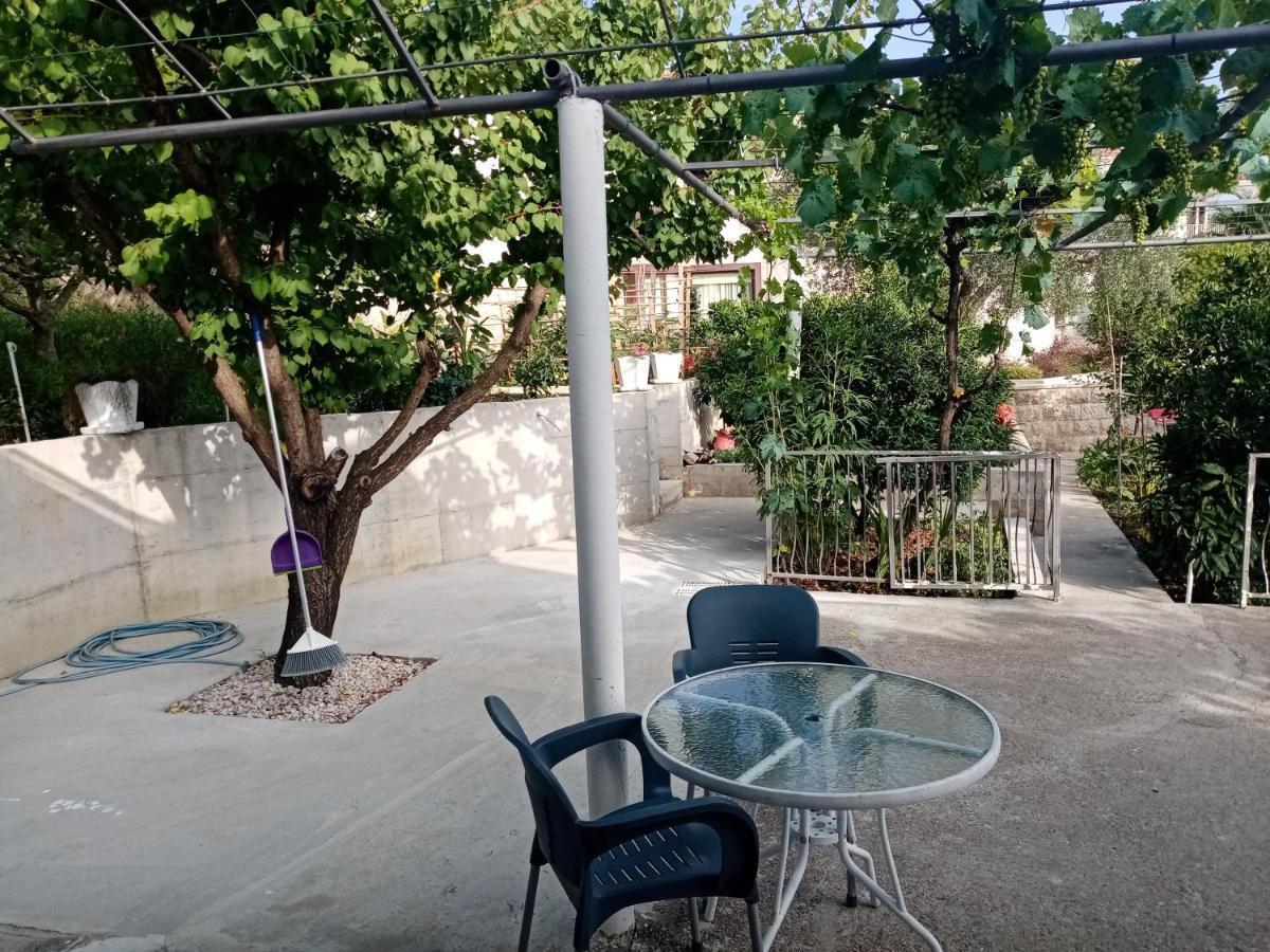 Apartmani Bosco Tivat Eksteriør bilde