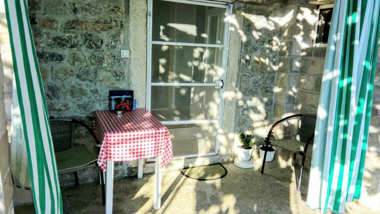 Apartmani Bosco Tivat Eksteriør bilde