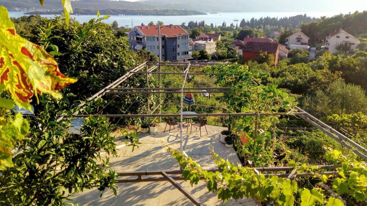 Apartmani Bosco Tivat Eksteriør bilde