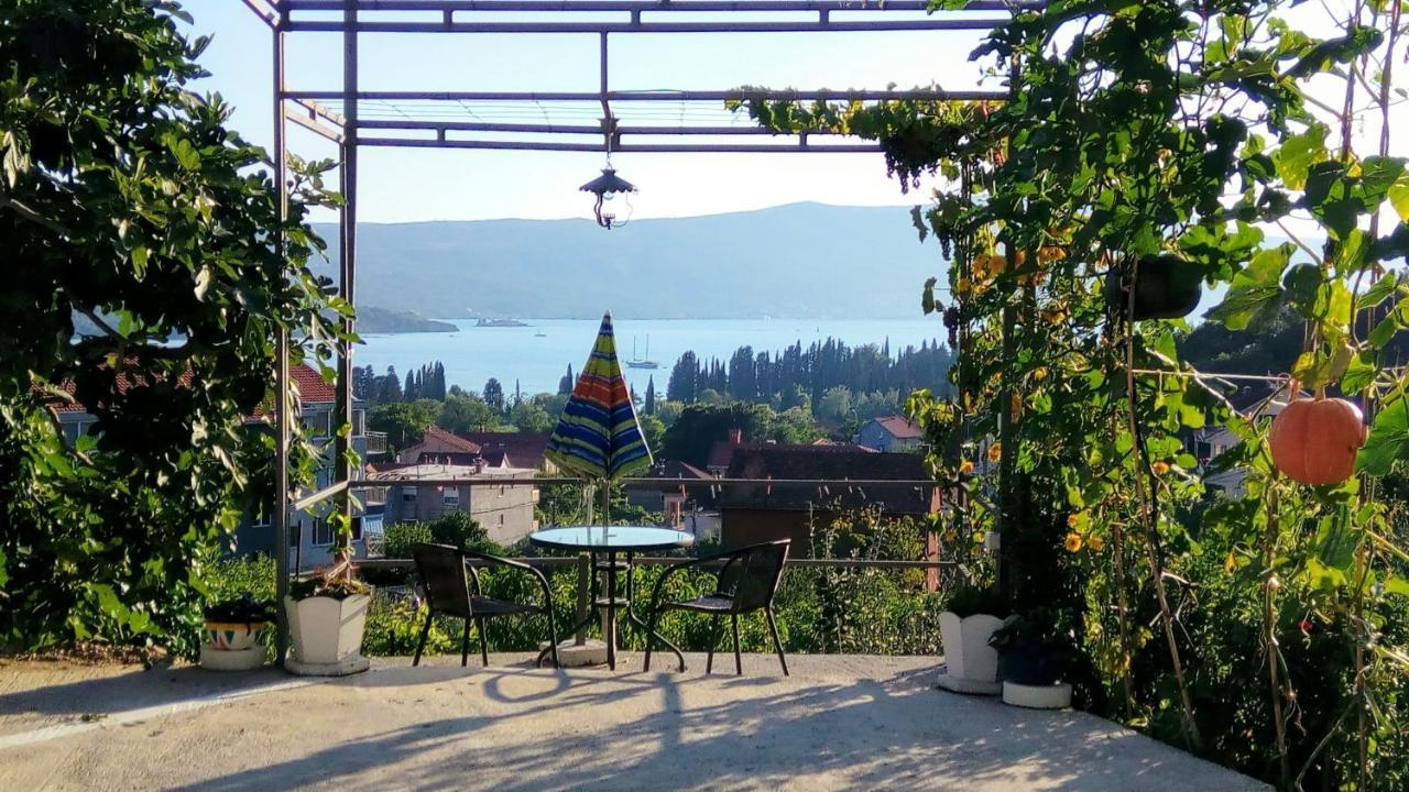 Apartmani Bosco Tivat Eksteriør bilde